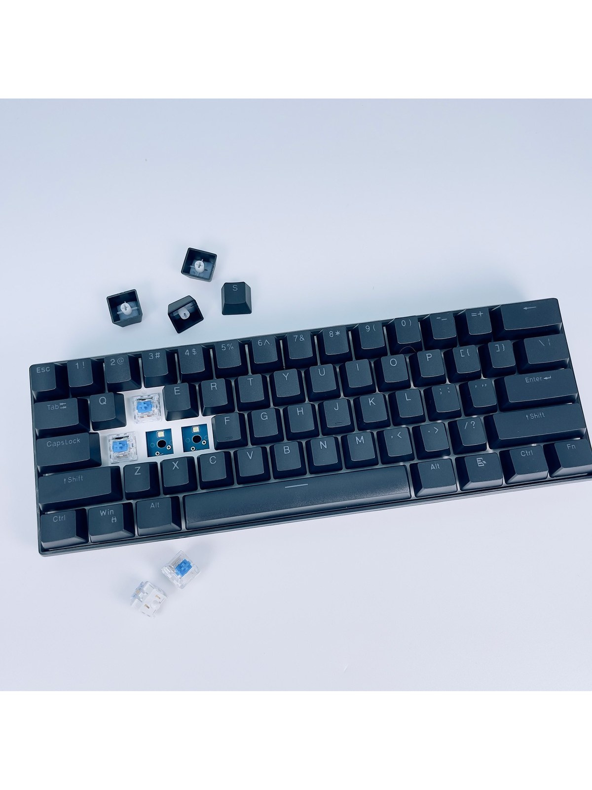 68-Key Compact Mechanical Keyboard, Hot-Swap, RGB, Wired USB-C, photo 4