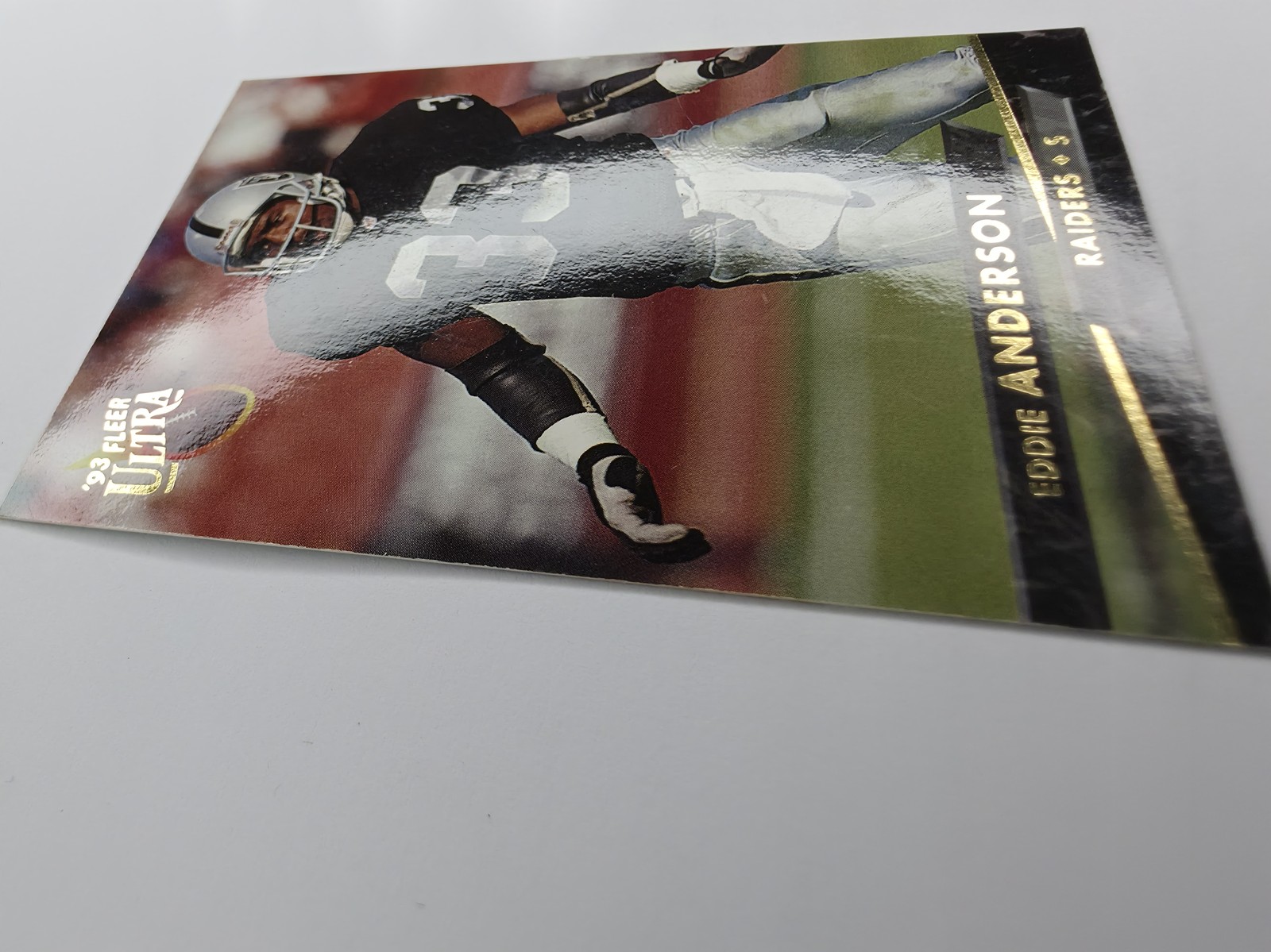 Eddie Anderson foil angle