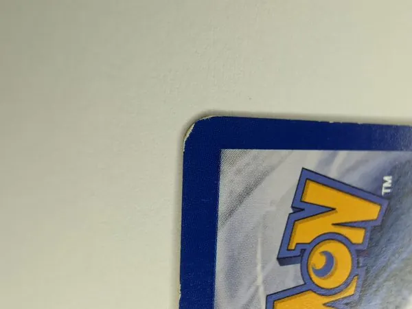 Entei back corner whitening close-up