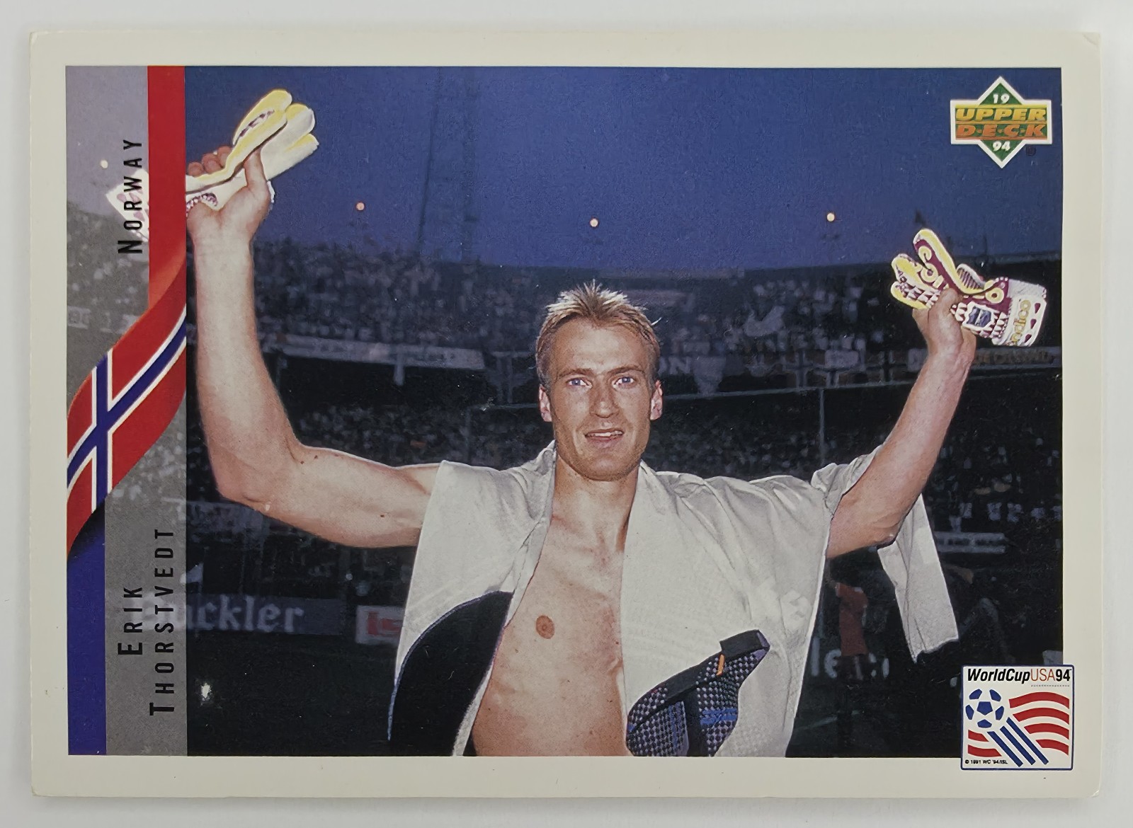 1994 Upper Deck World Cup English/Spanish Erik Thorstvedt #115 Norway front