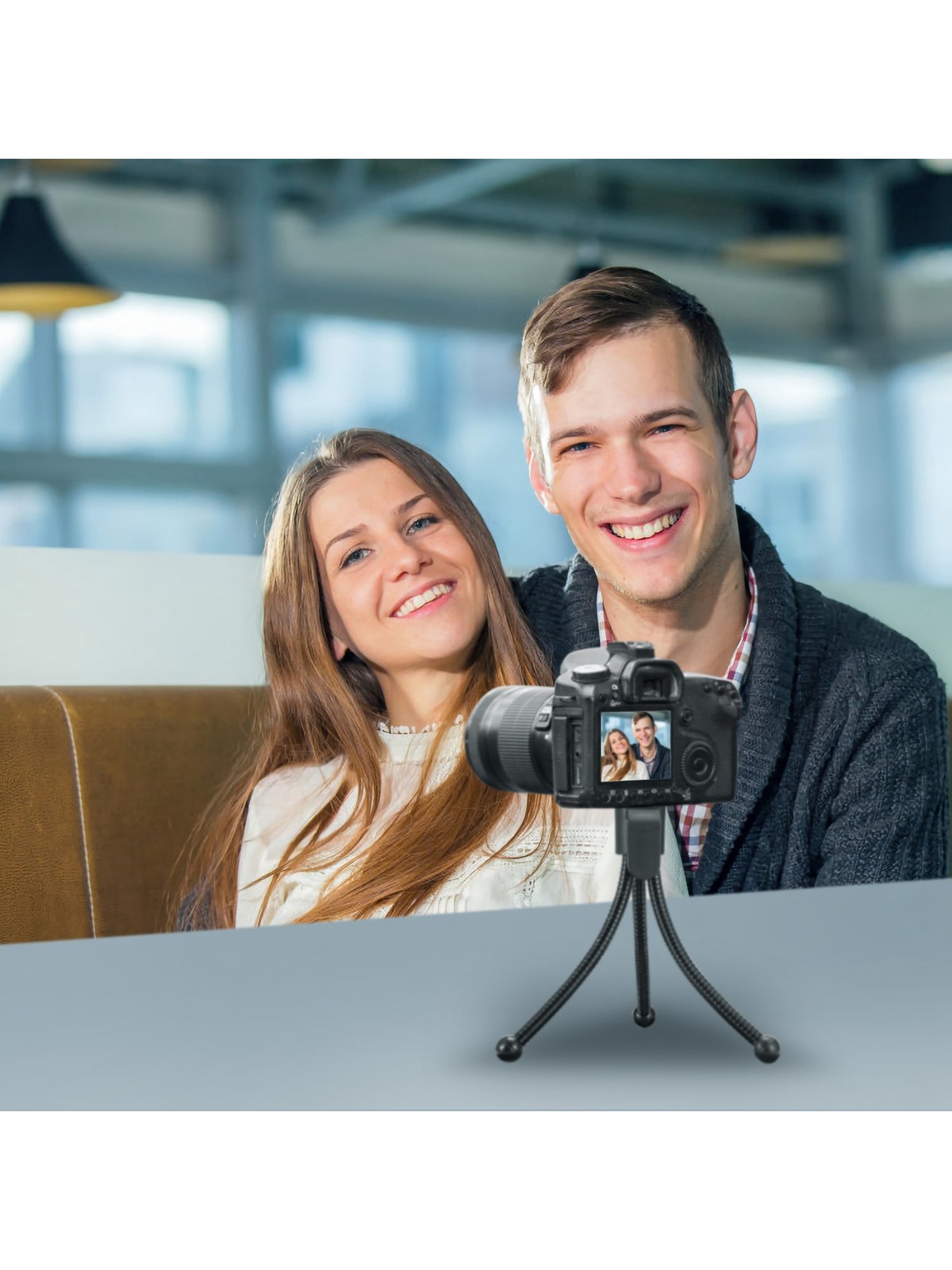 Black flexible mini tripod with bendable legs, photo 2