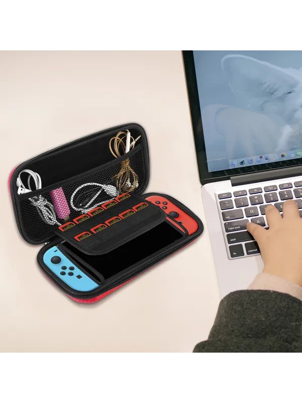 Red hard shell carry case for a handheld console, photo 2