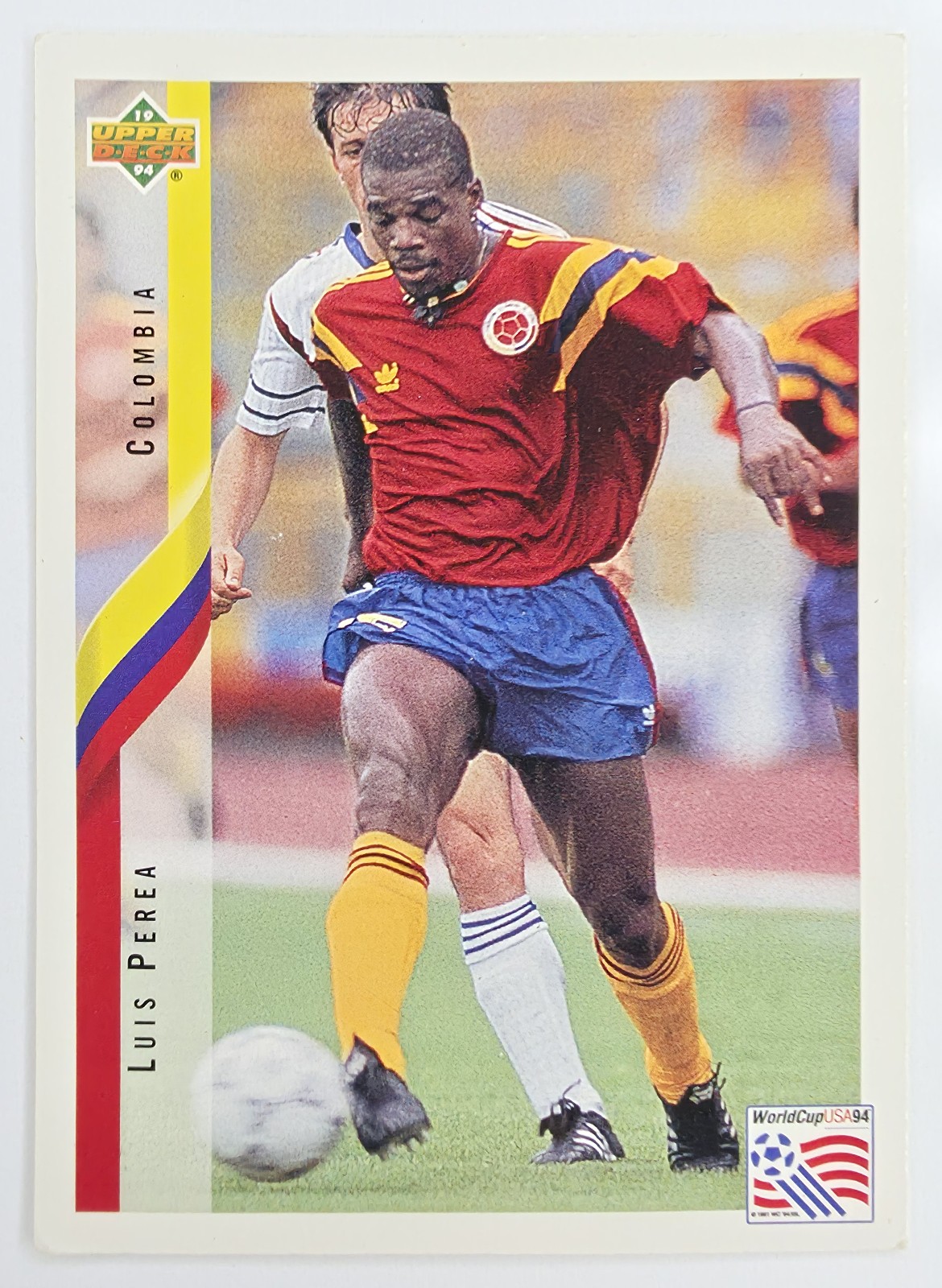 1994 Upper Deck World Cup English/Spanish Luis Perea #56 Colombia front