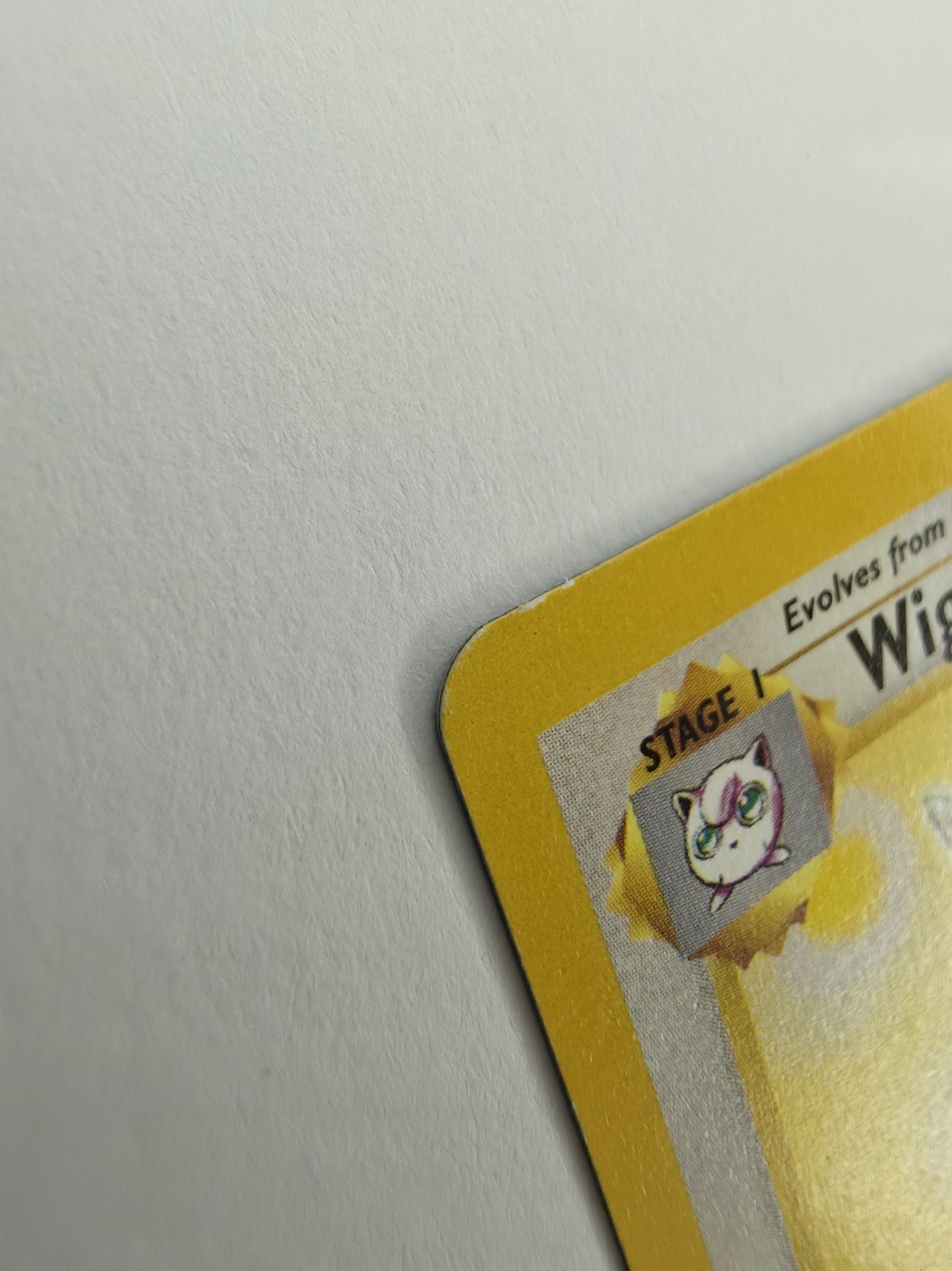 Wigglytuff front corner whitening
